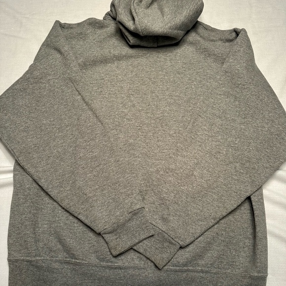 Gray University of Mary Washington hoodie. Size L - Picture 2 of 7